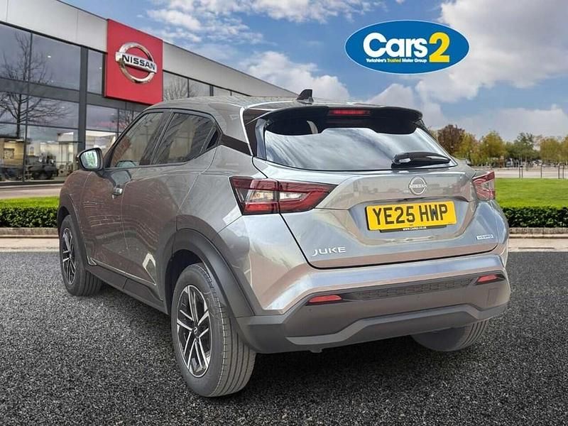 Used Nissan Juke N-Connecta 143 HP (105 kW) 2025 Grey SUV