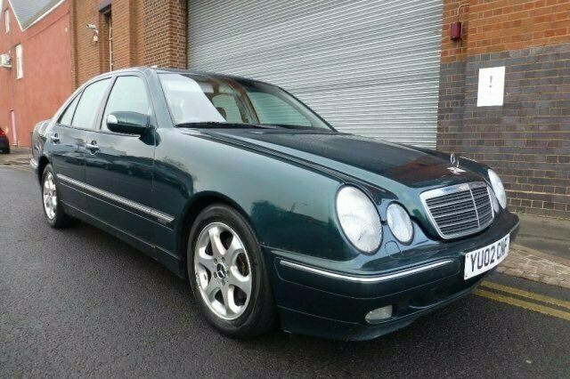 Used 2002 Mercedes E200 Classic Sedan | £1,000 - Image 1/4