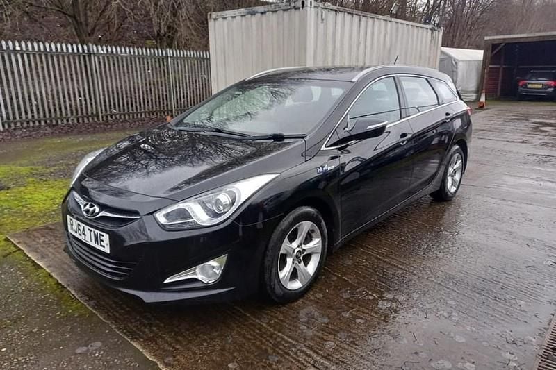 Used Hyundai i40 Active 136 HP (100 kW) 2014 Black Estate