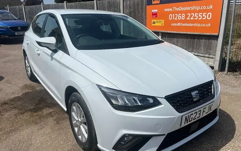 Used Seat Ibiza SE 80 HP (58 kW) 2023 White Hatchback