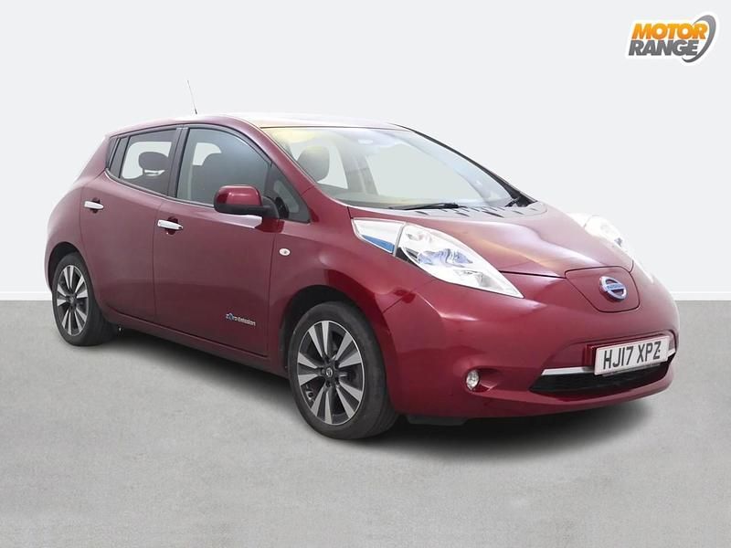 Used Nissan Leaf Tekna 80 kW (109 HP) 2017 Red Hatchback