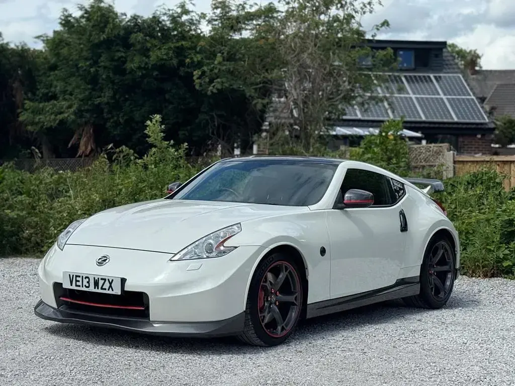 Used Nissan 370Z Nismo 2013 White Coupe