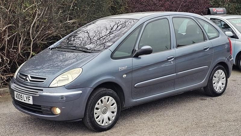 Usado Citroën Xsara Picasso 2009 Cinzento Monovolume