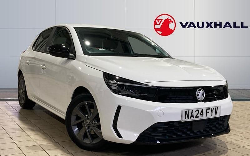 Used Vauxhall Corsa Design Edition 75 HP (55 kW) 2024 White Hatchback