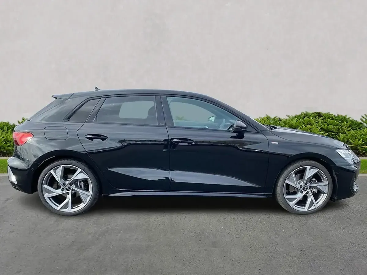 Used Audi A3 Sportback Black Edition 150 HP (110 kW) 2025 Black Hatchback