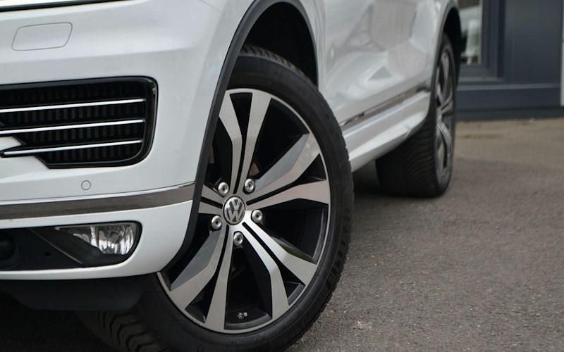 Usado VW Touareg R-line 262 HP (192 kW) 2017 SUV