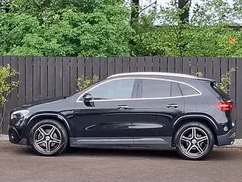 Usado Mercedes GLA200 Executive 150 HP (110 kW) 2025 Preto SUV