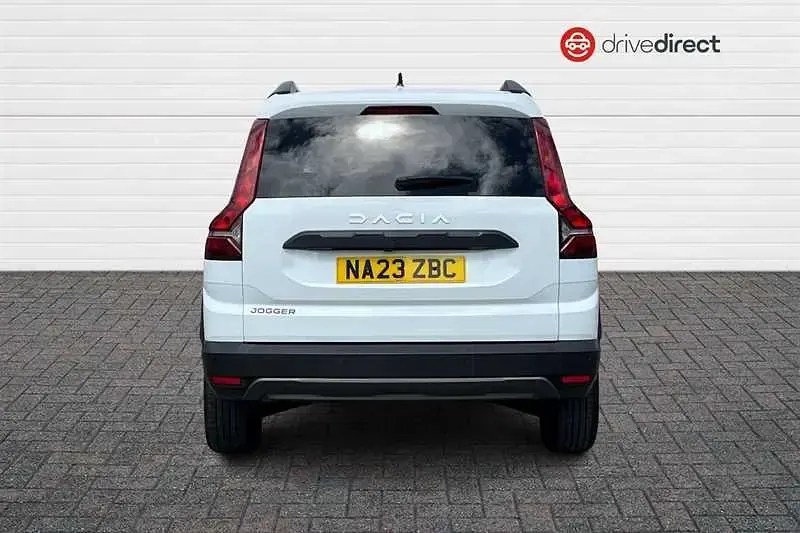 Used Dacia Jogger Extreme 110 HP (80 kW) 2023 White MPV
