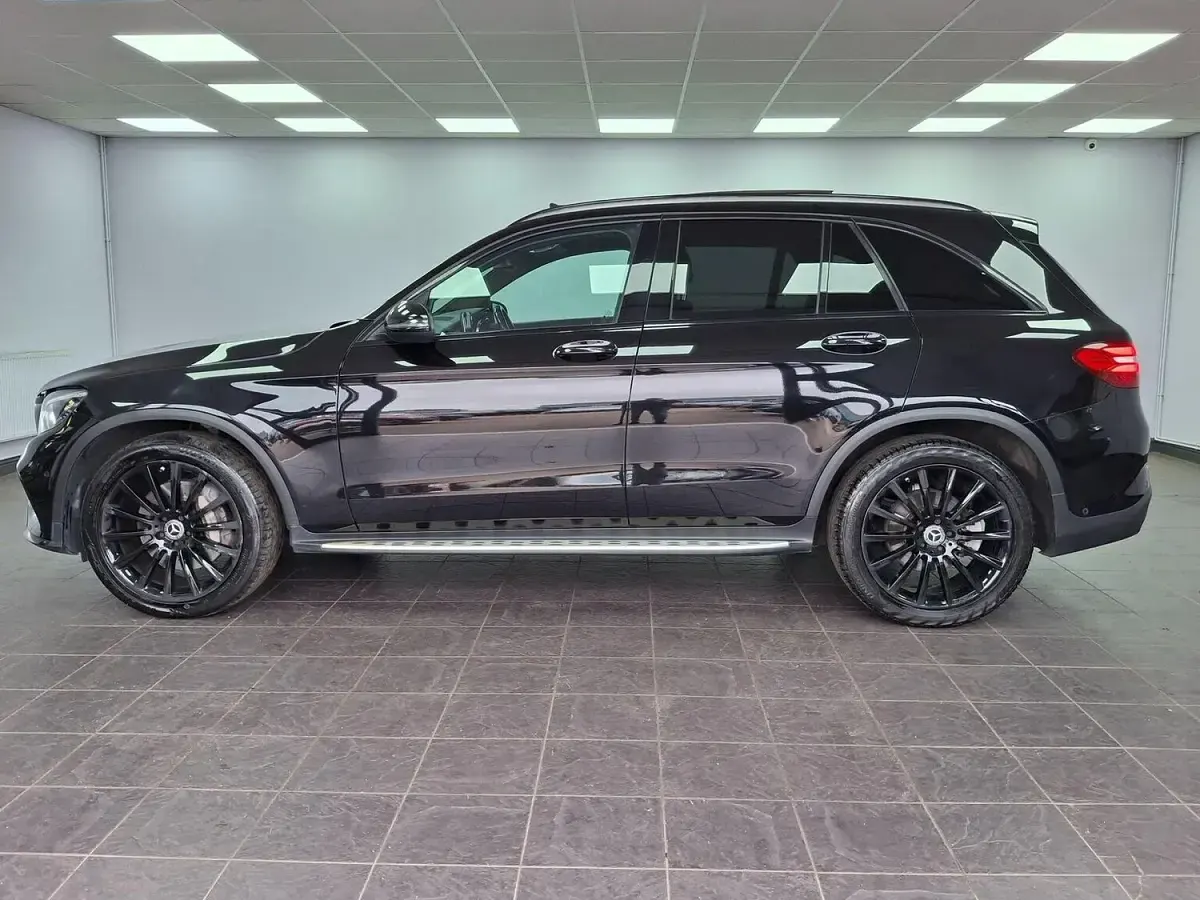 Used Mercedes GLC250 AMG line 2018 Black SUV