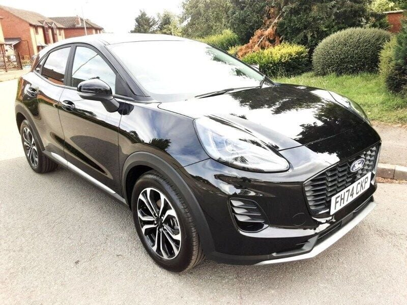 Black New 2025 Ford Puma Titanium Hatchback | £22,000 (Fair price) - Image 1/4