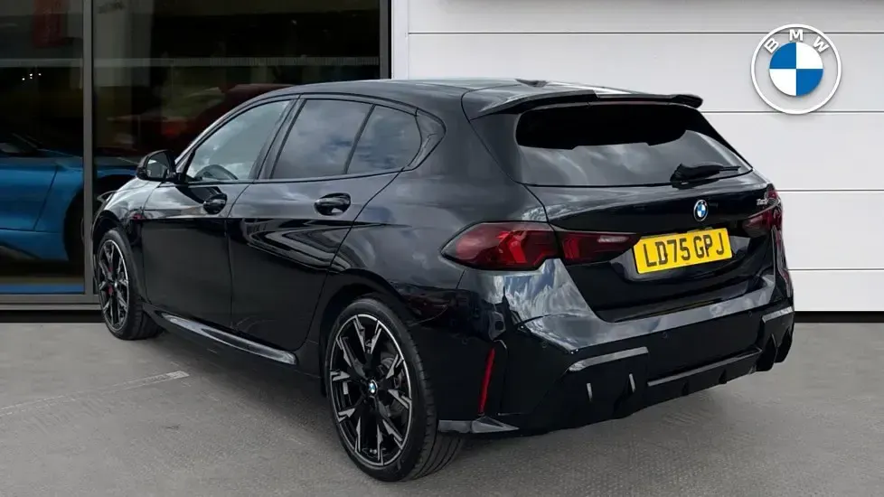 Used BMW 123 M Sport 215 HP (158 kW) 2025 Black Hatchback