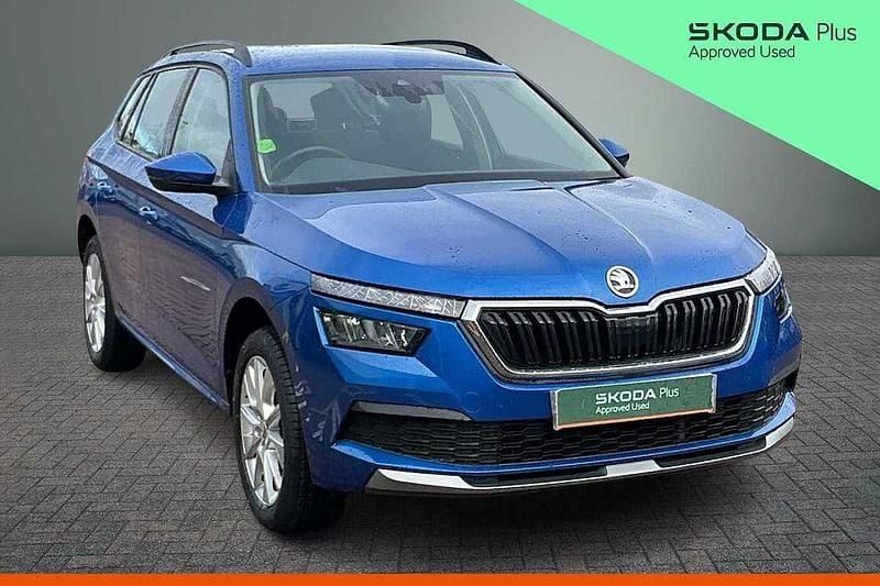 Used Skoda Kamiq SE 110 HP (80 kW) 2022 Race blue metallic SUV