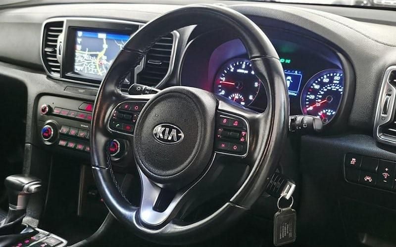 Used Kia Sportage 136 HP (100 kW) 2016 White SUV