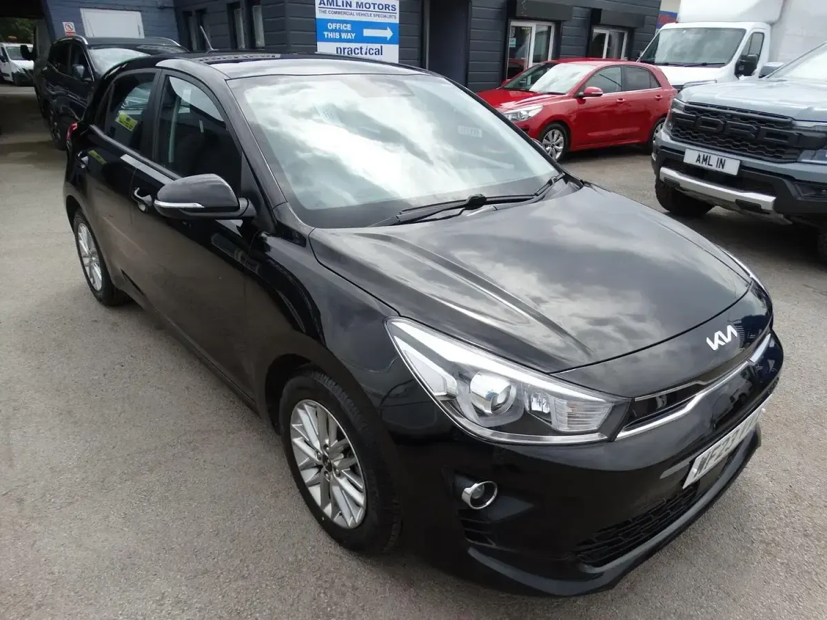 Used Kia Rio 83 HP (61 kW) 2023 Black Hatchback