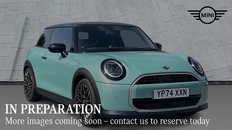 Used Mini Cooper Hatch 154 HP (113 kW) 2024 Green Hatchback