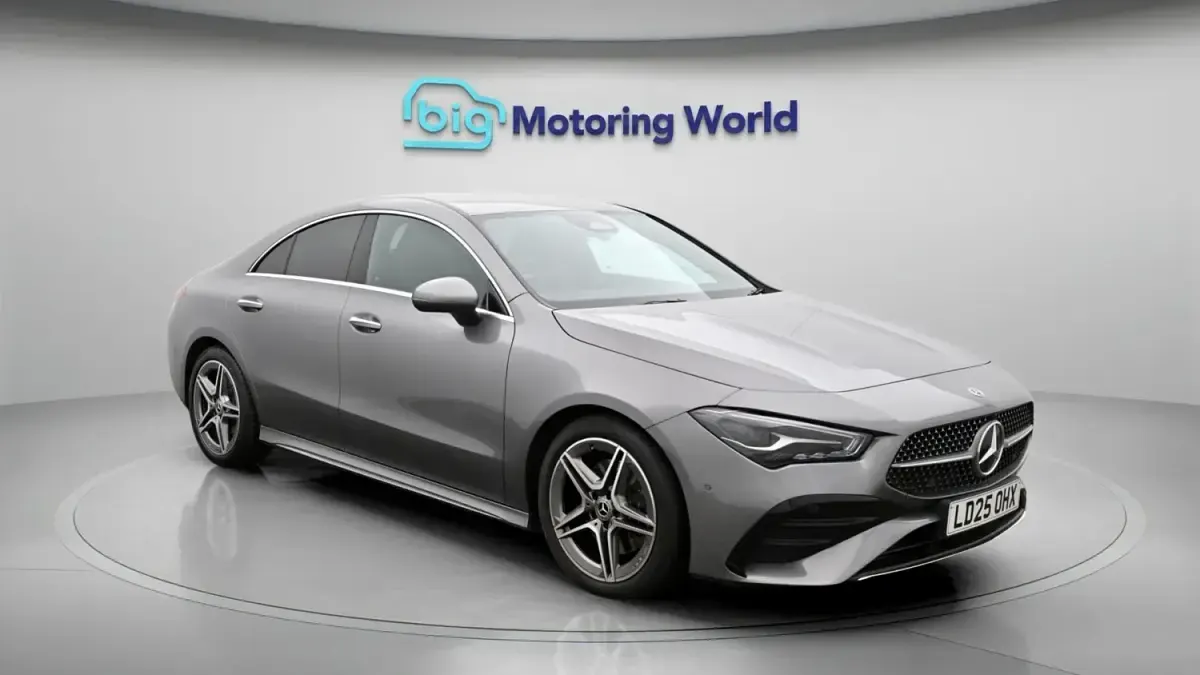 Usado Mercedes CLA200 Executive 163 CV (119 kW) 2025 Coupe
