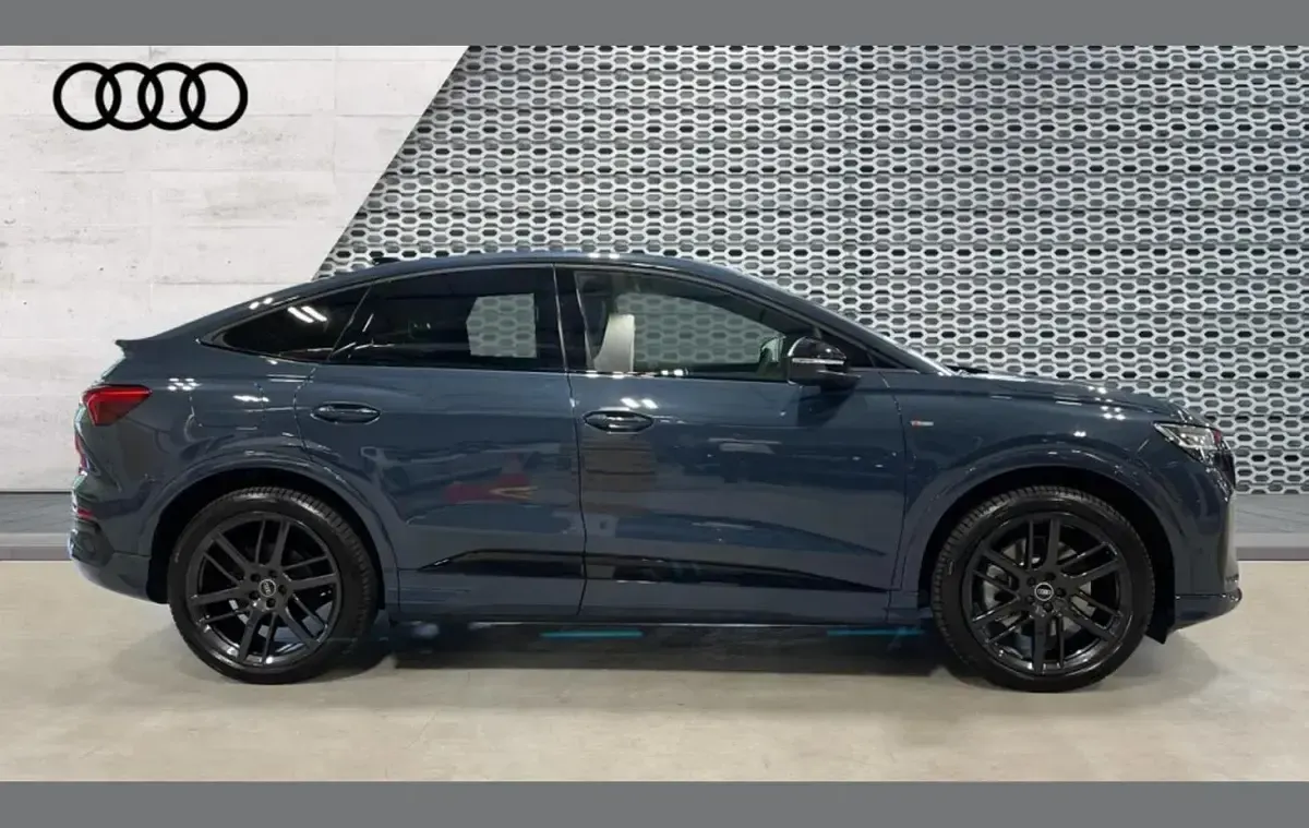 Used Audi Q4 e-tron Performance 206 kW (281 HP) 2026 Blue SUV