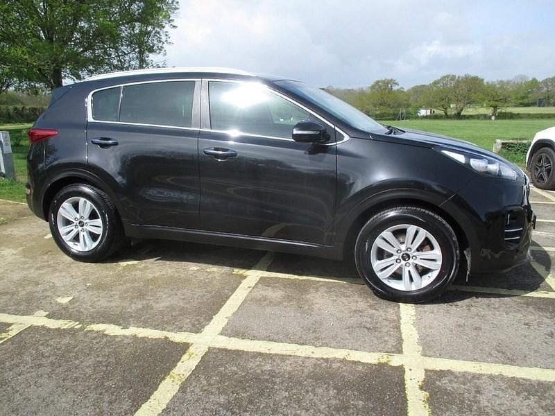 Used Kia Sportage 115 HP (84 kW) 2017 Black SUV