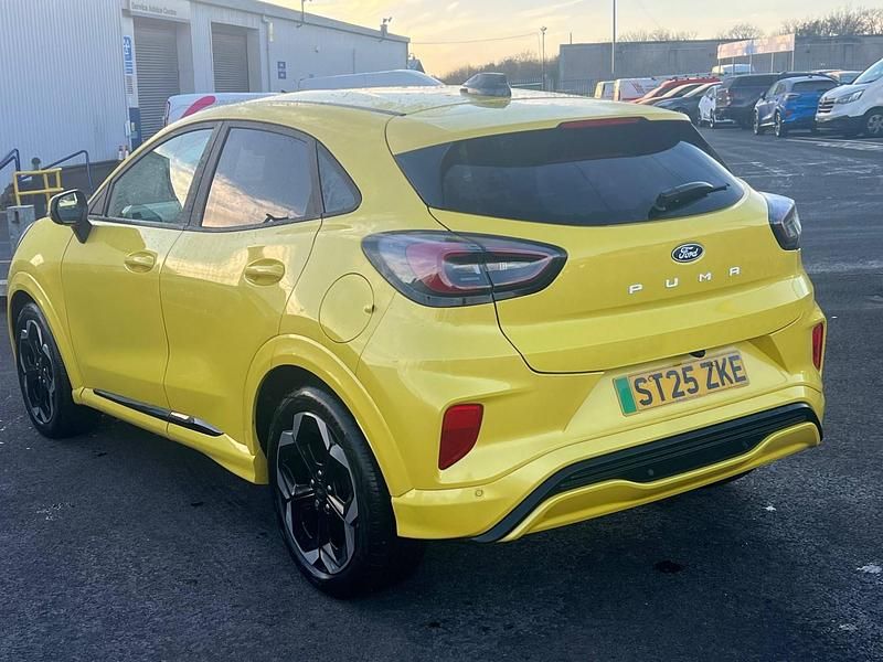 Used Ford Puma Premium 2025 Yellow SUV
