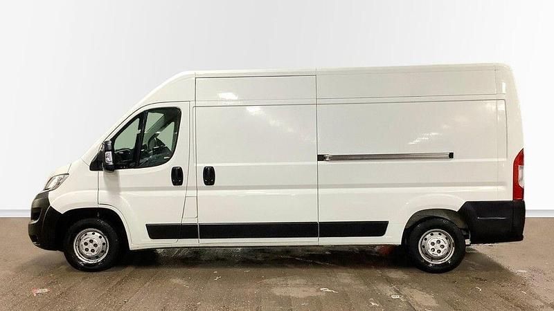 Used Citroën Relay 140 HP (102 kW) 2021 White Van