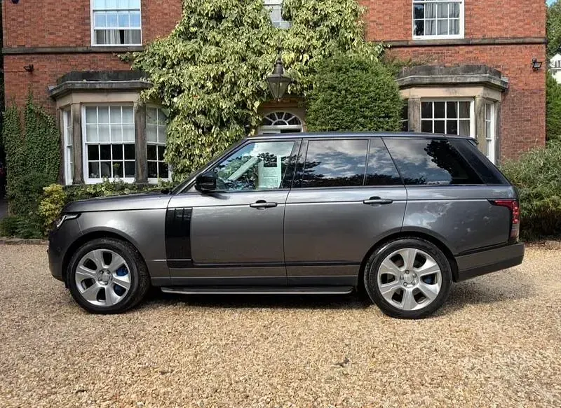 Used Land Rover Range Rover Vogue SE 339 HP (249 kW) 2014 Grey SUV