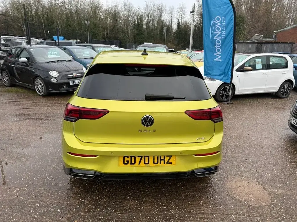 Used VW Golf VII R-line 150 HP (110 kW) 2021 Yellow Hatchback