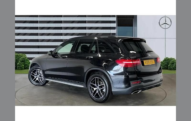 Used Mercedes GLC250 AMG 200 HP (147 kW) 2019 Black SUV