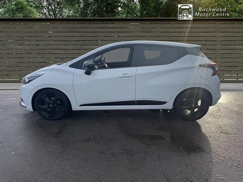 Used Nissan Micra S 117 HP (86 kW) 2019 White Hatchback