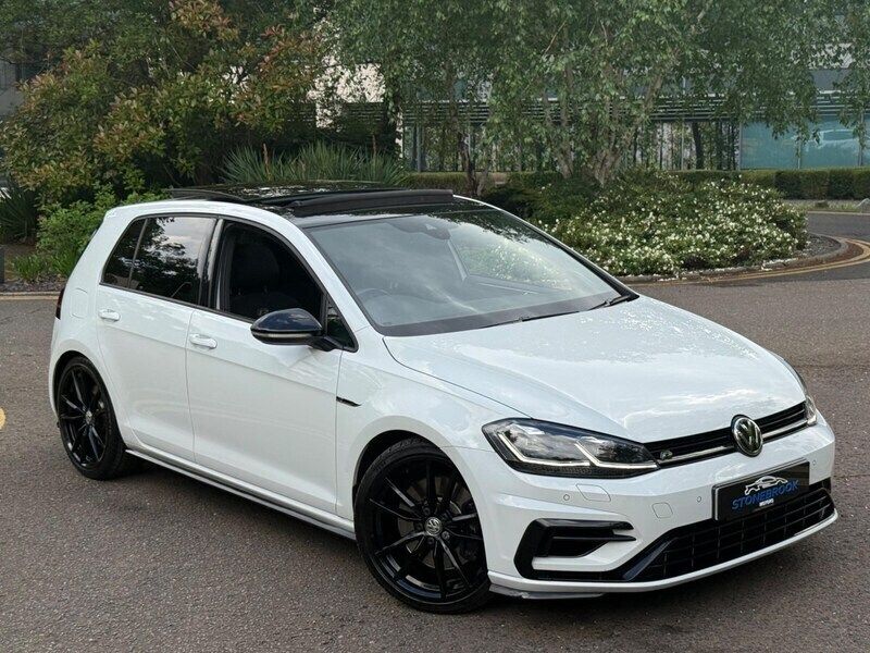 White Used 2019 VW Golf VII R Hatchback | £21,989 (Fair price) - Image 1/4