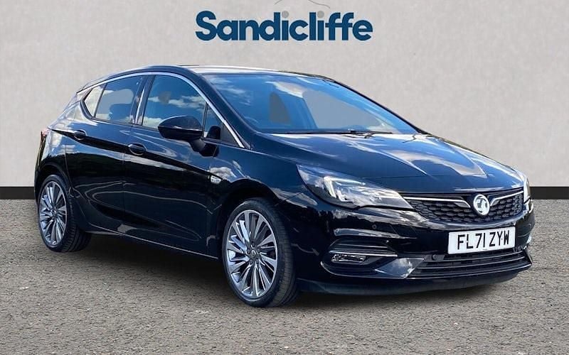 Black Used 2021 Vauxhall Astra Edition Hatchback | £10,956 (Fair price) - Image 1/4