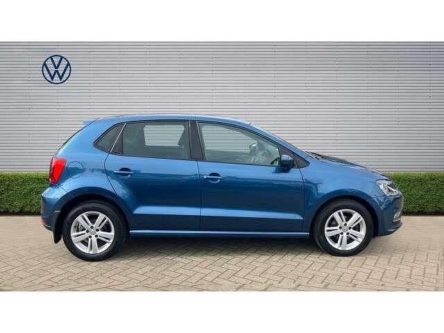 Used VW Polo Edition 90 HP (66 kW) 2017 Blue Hatchback