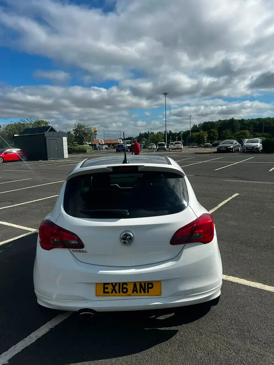 Used Vauxhall Corsa Edition 2016 White Hatchback