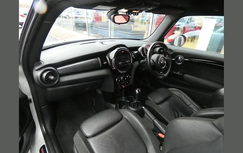 Used Mini John Cooper Works Hatch 228 HP (167 kW) 2018 Silver Hatchback