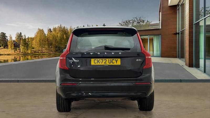Used Volvo XC90 Plus 250 HP (183 kW) 2022 Black SUV