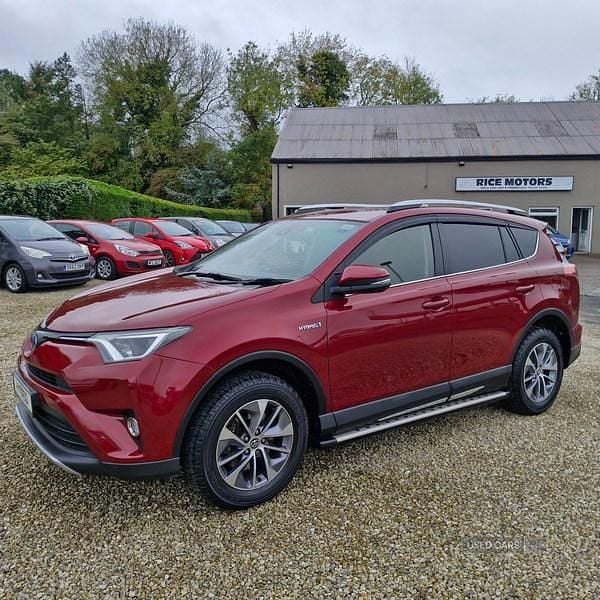 Red Used 2018 Toyota RAV4 Estate | £13,995 (Super price) - Image 1/4