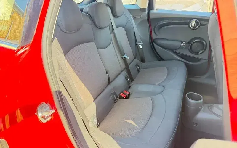 Used Mini Cooper Hatch 136 HP (100 kW) 2018 Red Hatchback