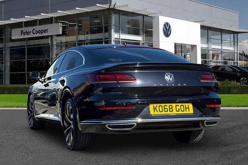 Usado VW Arteon R-line 150 HP (110 kW) 2019 Preto Citadino