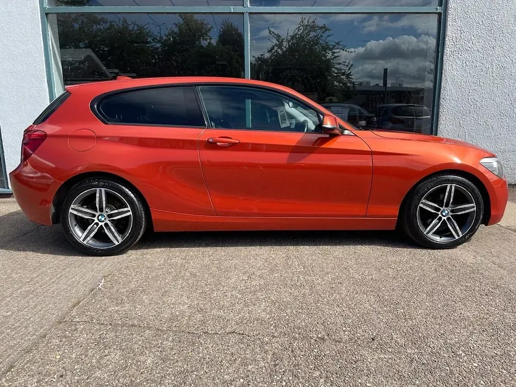Used BMW 116 Sport Line 2013 Orange Hatchback