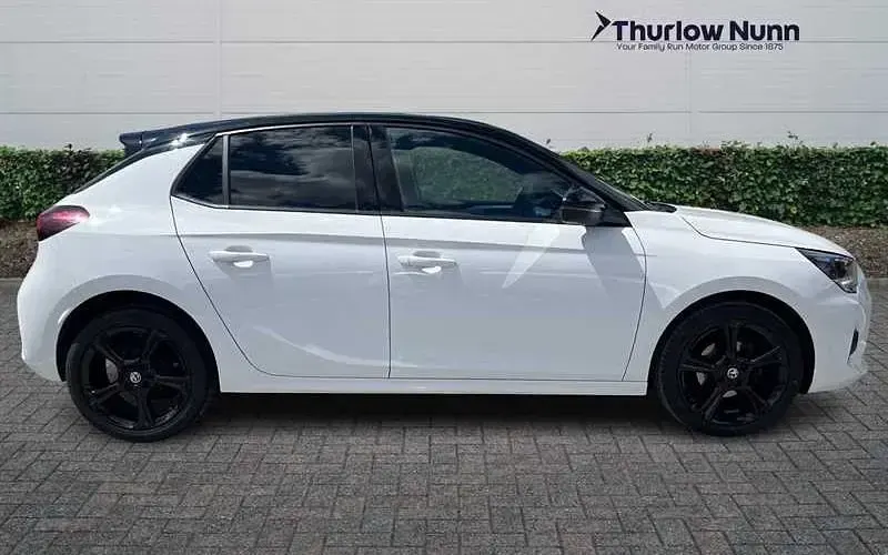 Used Vauxhall Corsa 75 HP (55 kW) 2023 White Hatchback