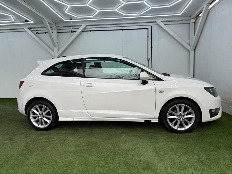 Used Seat Ibiza FR 2013 White Hatchback