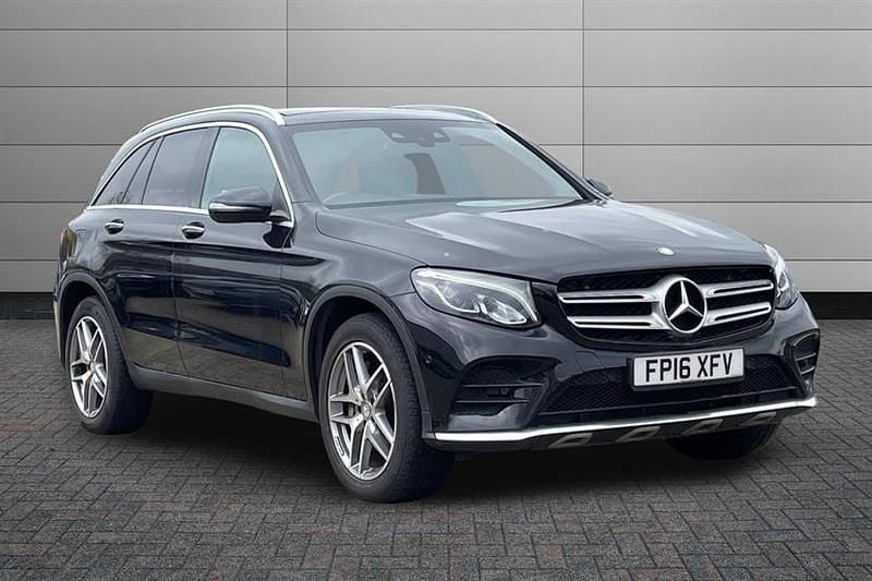Used Mercedes GLC250 AMG Line Premium 204 HP (150 kW) 2016 Black Estate