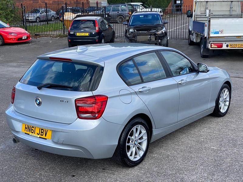 Used BMW 116 136 HP (100 kW) 2011 Silver Hatchback
