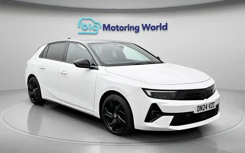 Used Vauxhall Astra 131 HP (96 kW) 2026 Hatchback