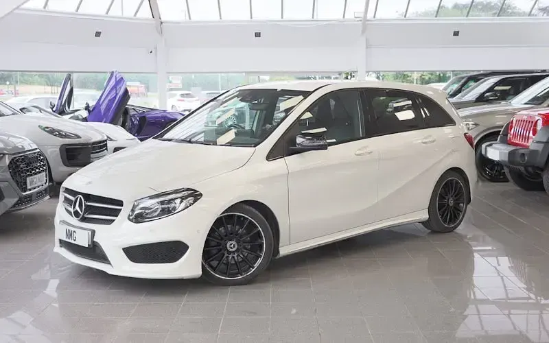 Used Mercedes B200 AMG line 136 HP (100 kW) 2018 Hatchback