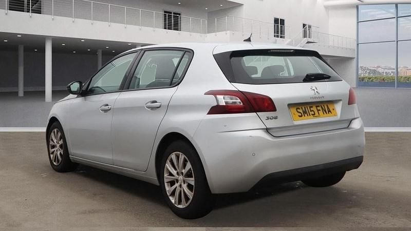 Used Peugeot 308 Sportium 130 HP (95 kW) 2015 Silver Hatchback
