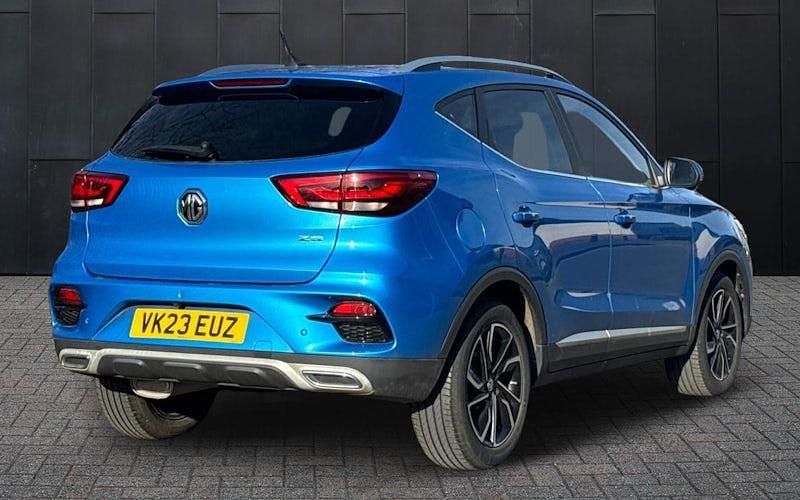 Used MG ZS Exclusive 106 HP (77 kW) 2023 Blue SUV