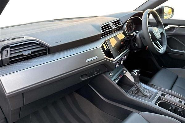 Used Audi Q3 S-Line 188 HP (138 kW) 2025 Black SUV