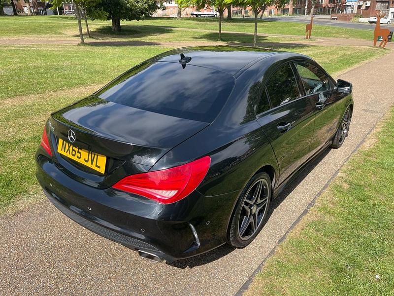 Usado Mercedes CLA220 AMG 177 HP (130 kW) 2015 Preto Sedan