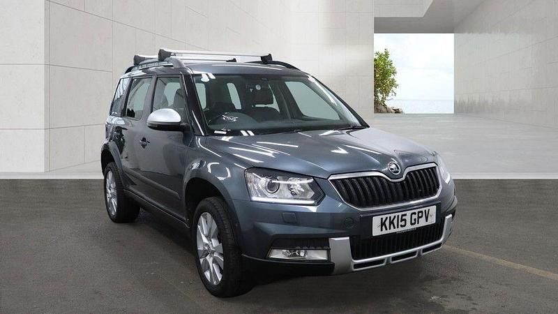 Used Skoda Yeti SE L 110 HP (80 kW) 2015 Grey SUV