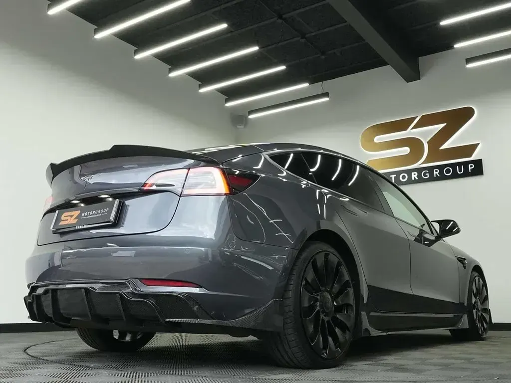 Usado Tesla Model 3 Performance 461 kW (627 HP) 2022 Cinzento Sedan